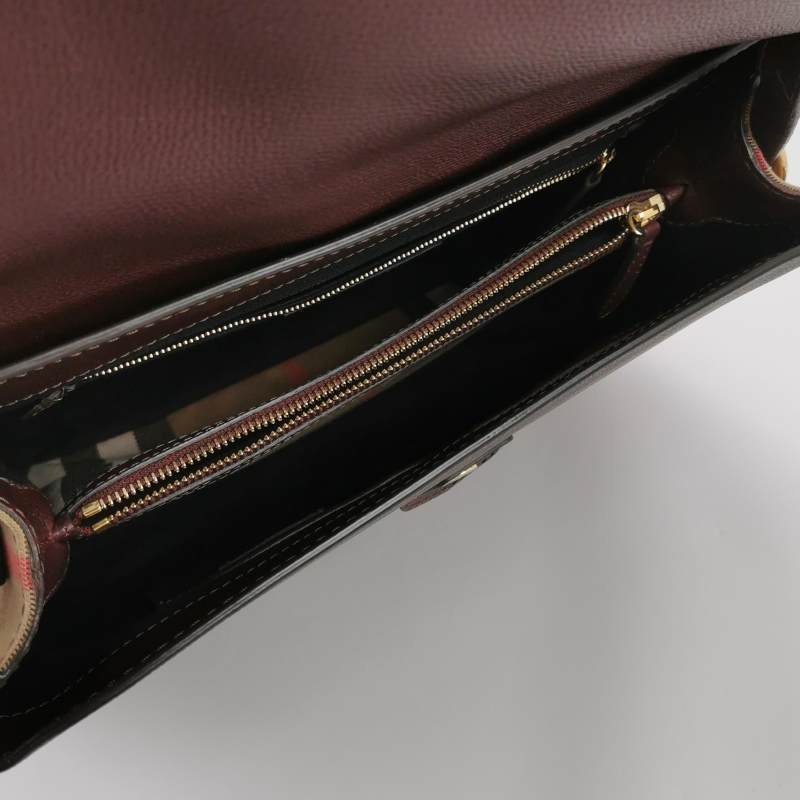 Burberry牛皮帆布拼色格紋字母Logo單肩包-6