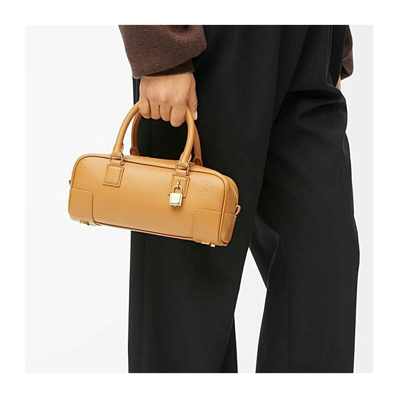 LOEWE 納帕小牛皮 Amazona 23 短手提包 A039N23X01 2586-1