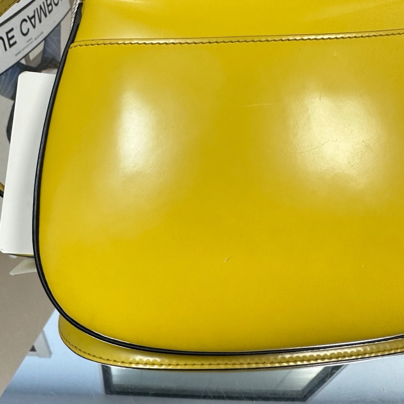 Prada  cleo翻蓋小號腋下包 box皮黃色銀扣-9