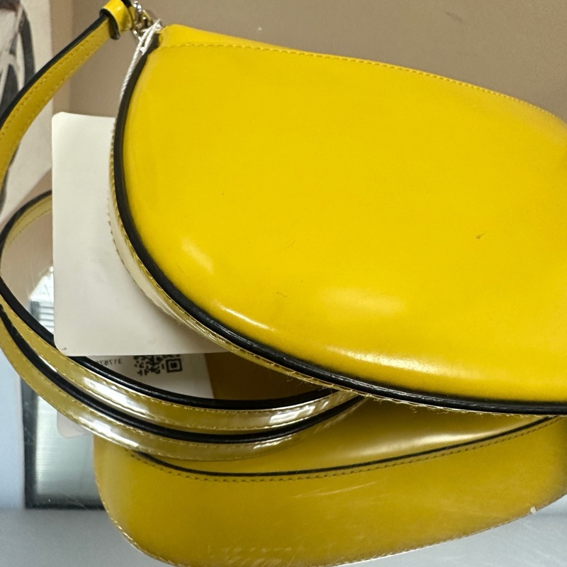 Prada  cleo翻蓋小號腋下包 box皮黃色銀扣-10