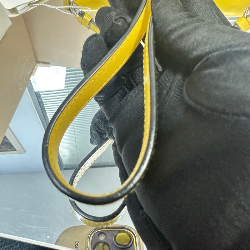 Prada  cleo翻蓋小號腋下包 box皮黃色銀扣-12