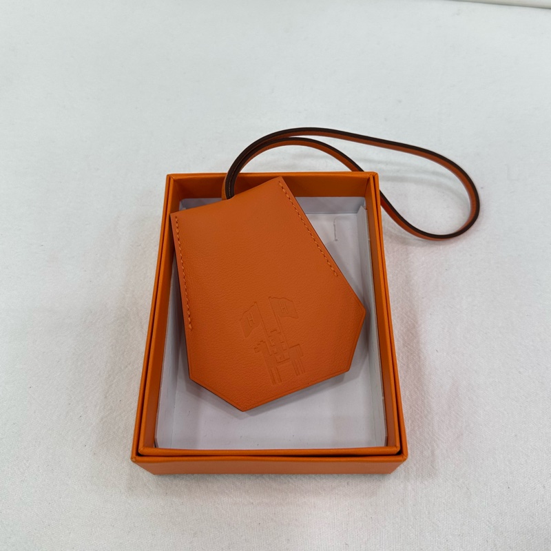 Hermes/愛馬仕 橘色鑰匙圈 包掛件 全新-0