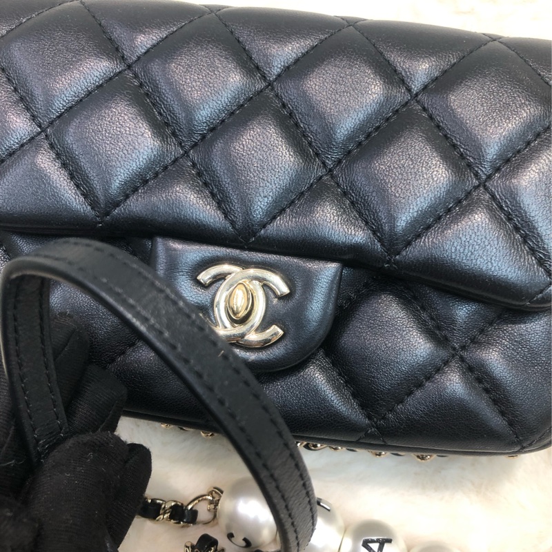 Chanel 黑色珍珠字鏈條 Flap Bag XC124-7