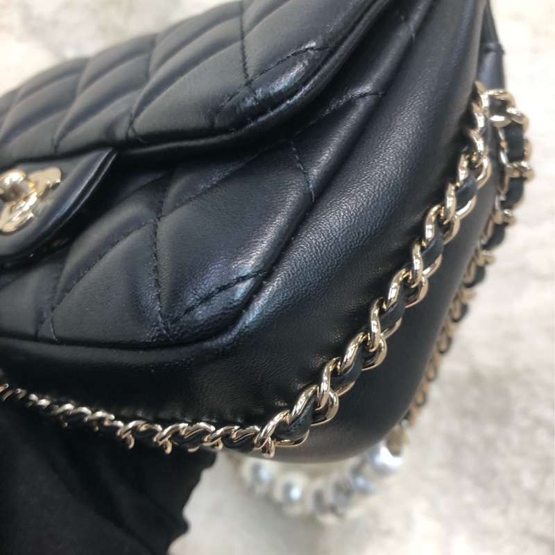 Chanel 黑色珍珠字鏈條 Flap Bag XC124-10