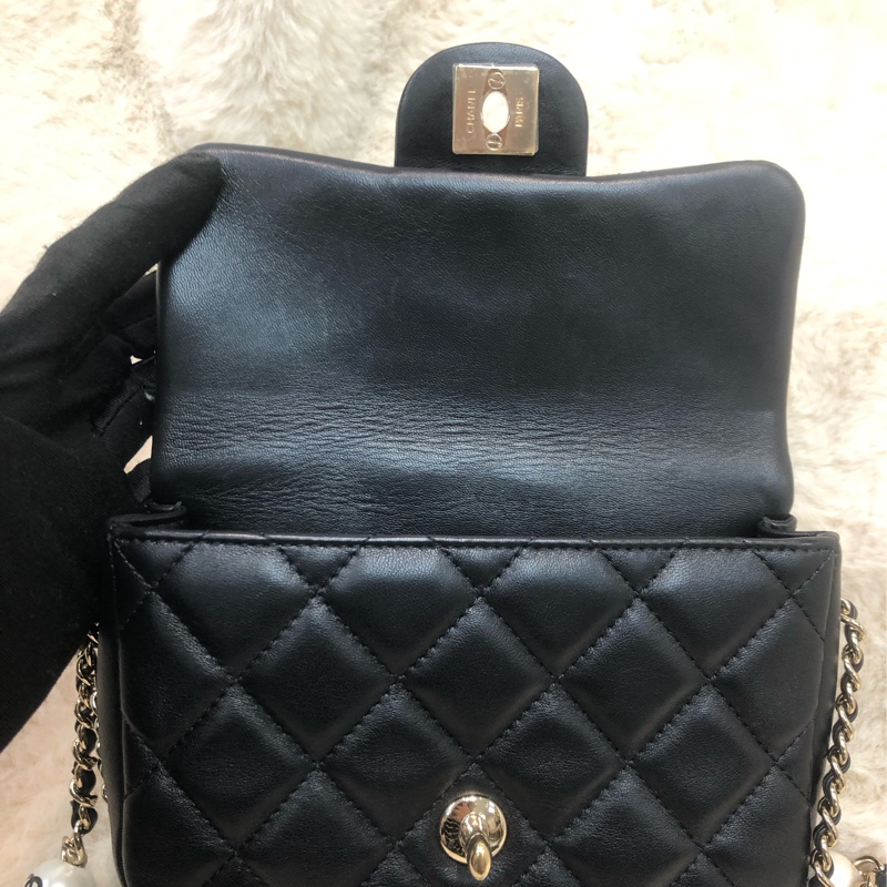 Chanel 黑色珍珠字鏈條 Flap Bag XC124-19