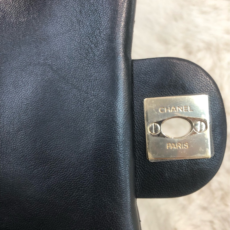 Chanel 黑色珍珠字鏈條 Flap Bag XC124-22