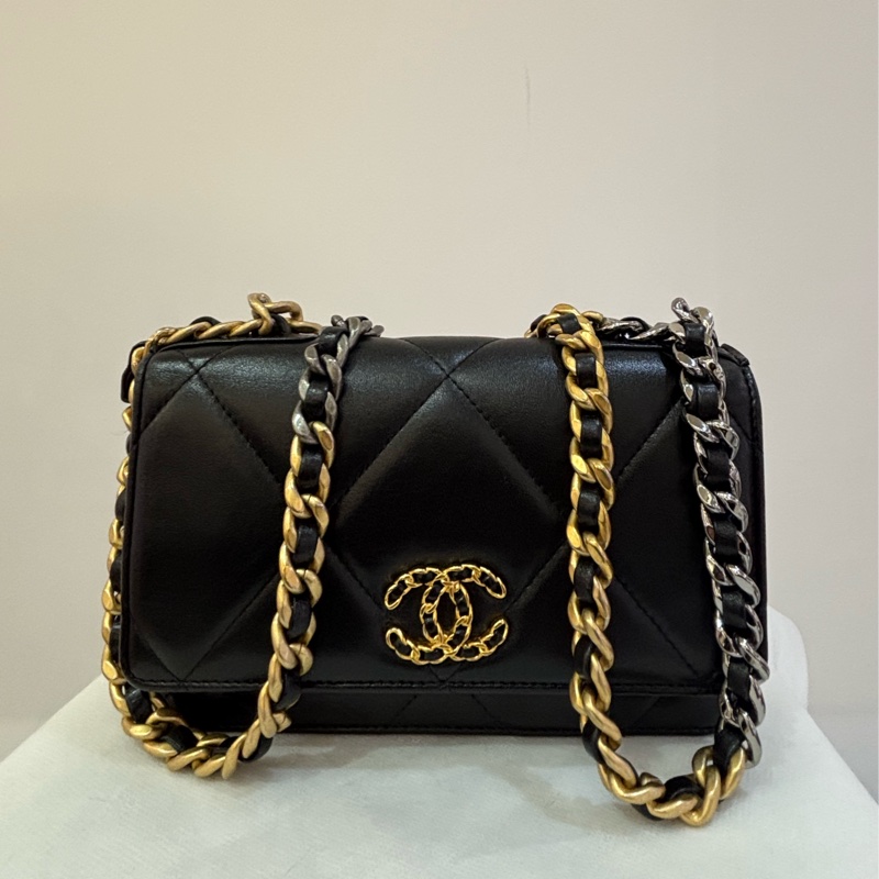 CHANEL黑羊皮19WOC-8