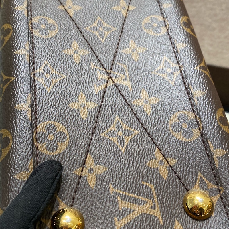 Lv路易威登 蒙田Montaigne BB  29*20*13-7