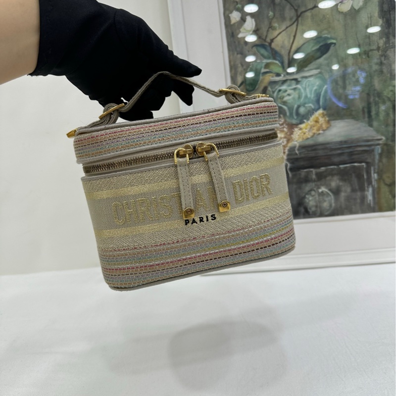 DIOR 手拎包 travel vanitly 21年標-5