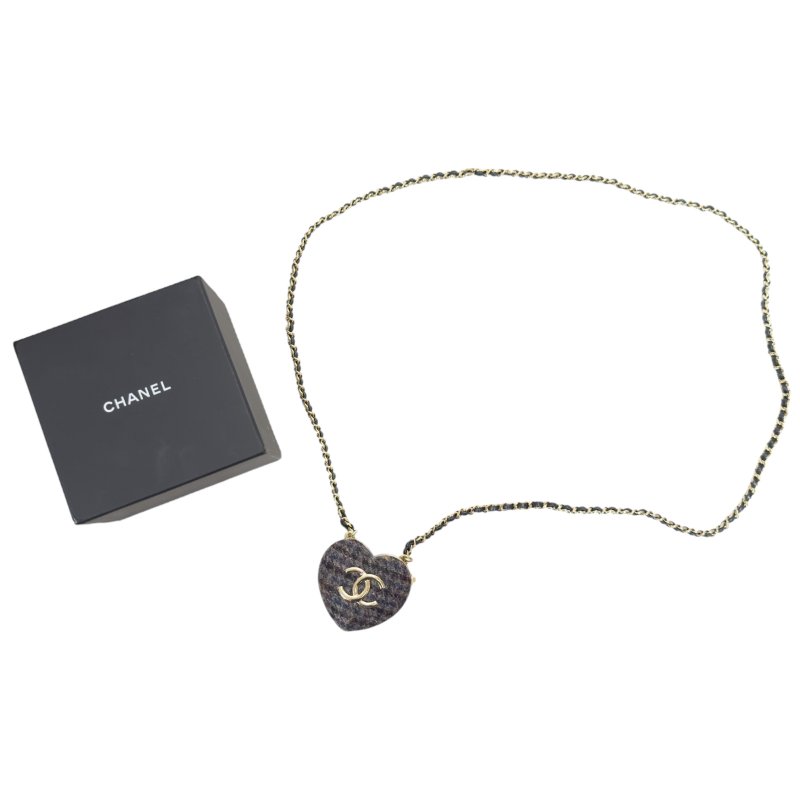 CHANEL CC *秀款* 愛心 粗花呢 斜揹飾品-0