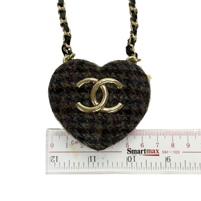 CHANEL CC *秀款* 愛心 粗花呢 斜揹飾品-14