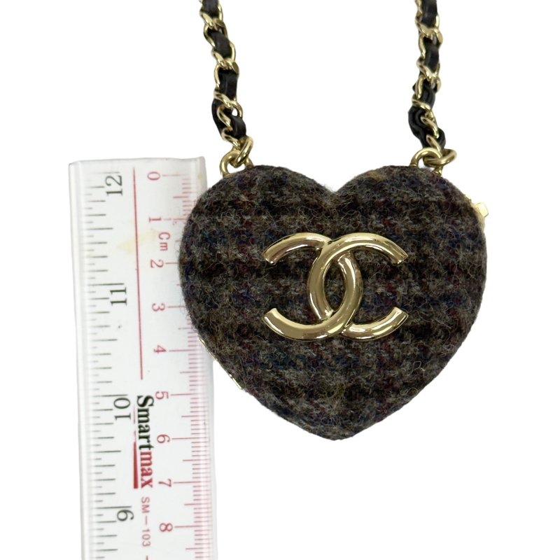 CHANEL CC *秀款* 愛心 粗花呢 斜揹飾品-15