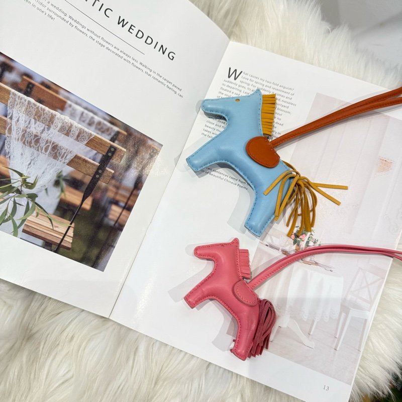 Hermès 愛馬仕 小馬吊飾 （粉色）-6