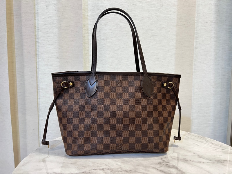 LV 咖格金釦Neverfull PM 手提肩背托特包-1