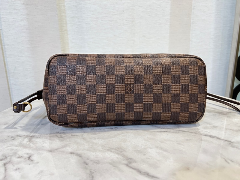 LV 咖格金釦Neverfull PM 手提肩背托特包-2