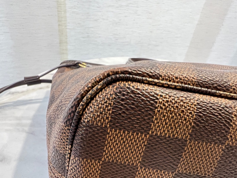 LV 咖格金釦Neverfull PM 手提肩背托特包-5