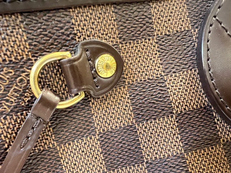 LV 咖格金釦Neverfull PM 手提肩背托特包-15