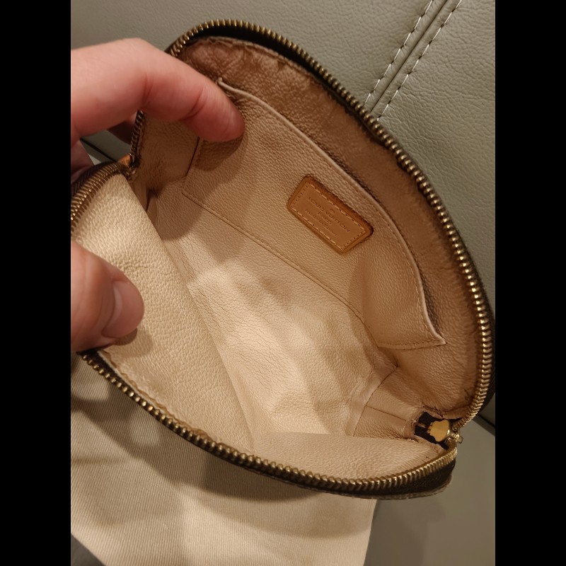 特價出清日本帶回中古2手LV老花化妝包，內裡乾淨-4