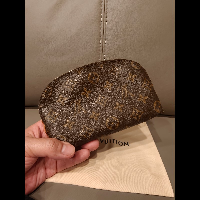 特價出清日本帶回中古2手LV老花化妝包，內裡乾淨-5