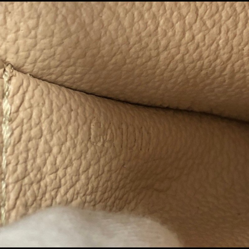 特價出清日本帶回中古2手LV老花化妝包，內裡乾淨-8