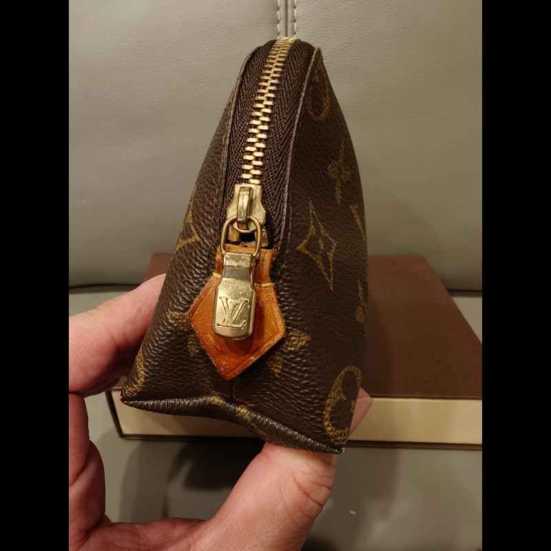 特價出清日本帶回中古2手LV老花化妝包，內裡乾淨-17