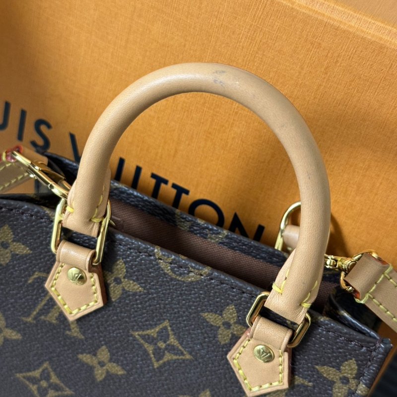 💎Han's house精品服飾💎LOUIS VUITTON LV M69442 PETIT SAC PLAT 小琴譜包-5