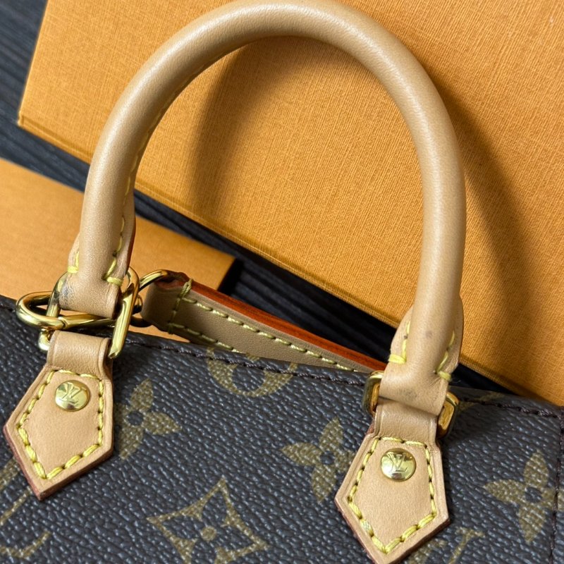 💎Han's house精品服飾💎LOUIS VUITTON LV M69442 PETIT SAC PLAT 小琴譜包-7