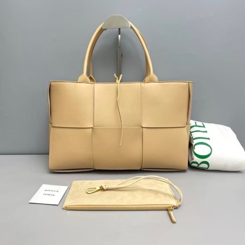 ✨全網最平！BV Arco全皮 子母tote 99新 S級