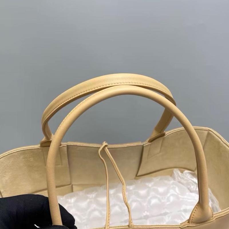 ✨全網最平！BV Arco全皮 子母tote 99新 S級-5