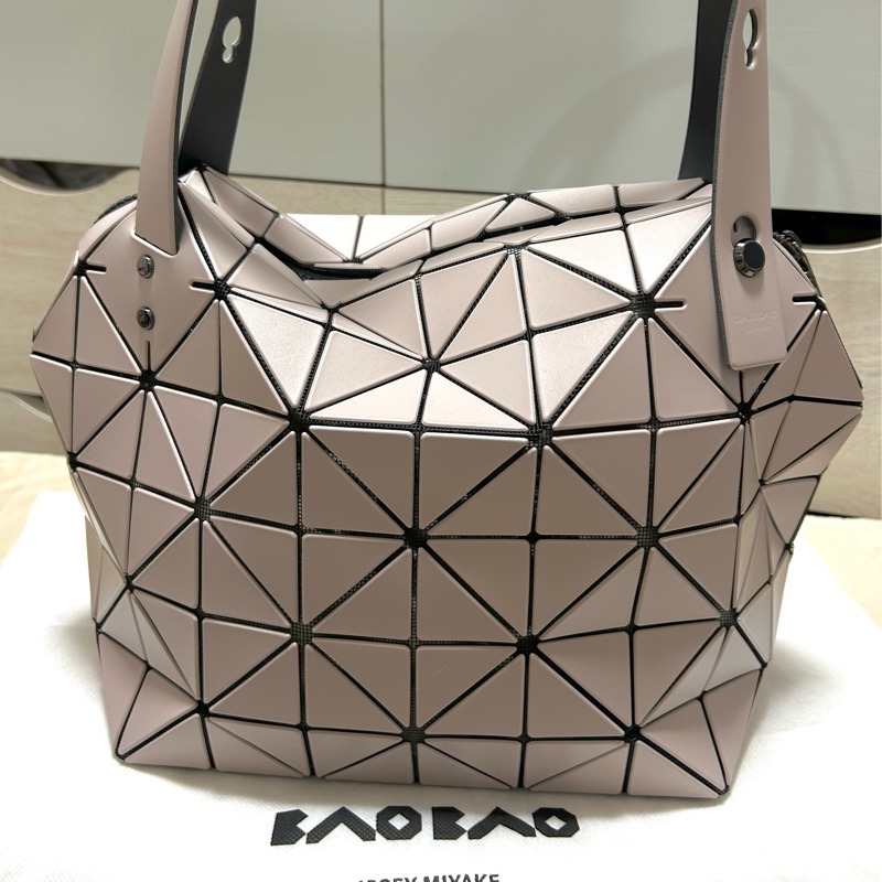 BAO BAO ISSEY MIYAKE三宅一生 肩背包手提包 藕粉色 皮質三角格10x6手提/肩背包-6