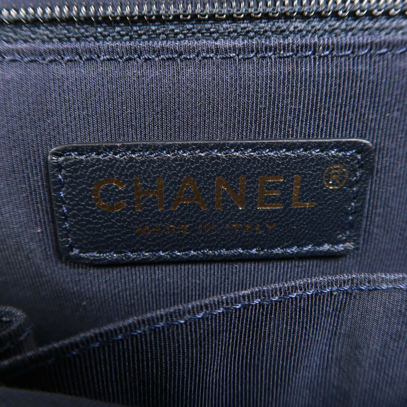 CHANEL 牛皮皮革Boy 30鏈帶肩背袋-5