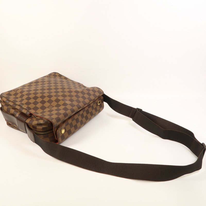 LOUIS VUITTON Damier Naviglio金扣肩背袋-7