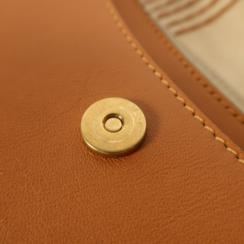 Chloe 牛皮皮革Hudson金扣肩背袋-15