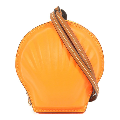 LOEWE 牛皮皮革Seashell Pouch銀扣肩背袋