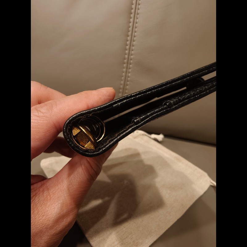 特價出清,日本帶回chanel六格筆記本封面-12