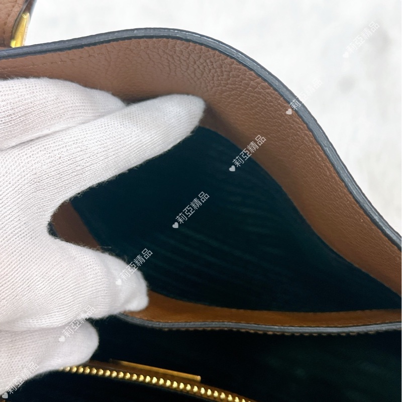 莉亞精品♡Prada 手提斜背包 二手美包-16