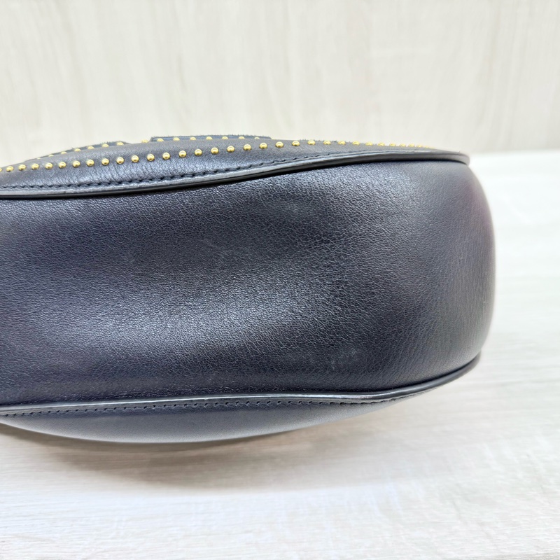 chloe深藍拼麂皮珠釘金釦小豬包-14