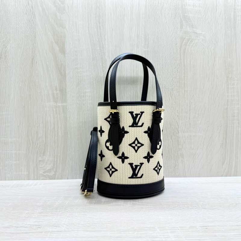 LV米拚黑帆布Bucket nano手提斜背包M82418-0