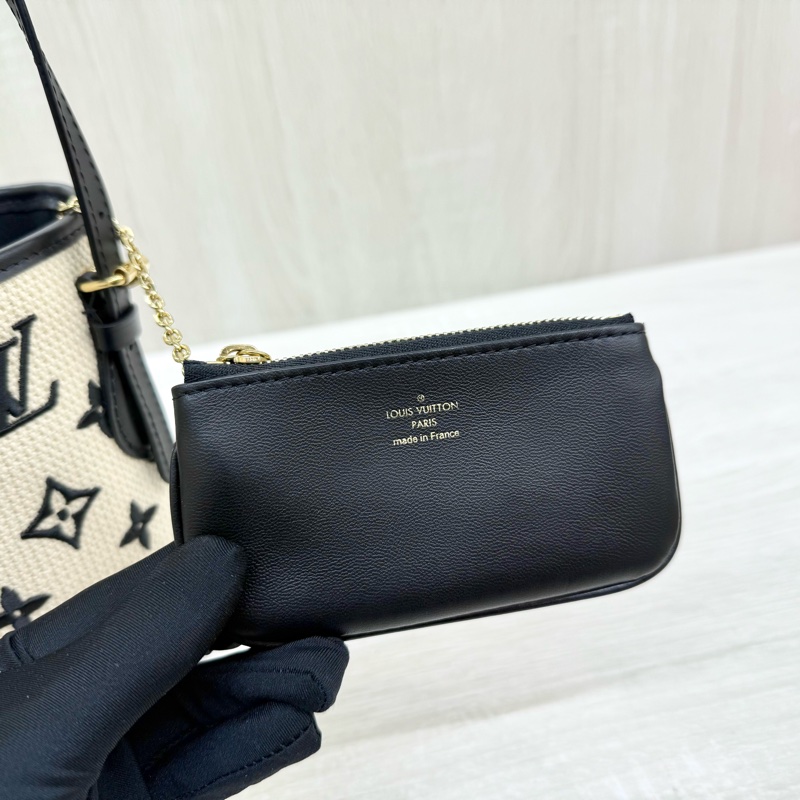 LV米拚黑帆布Bucket nano手提斜背包M82418-10