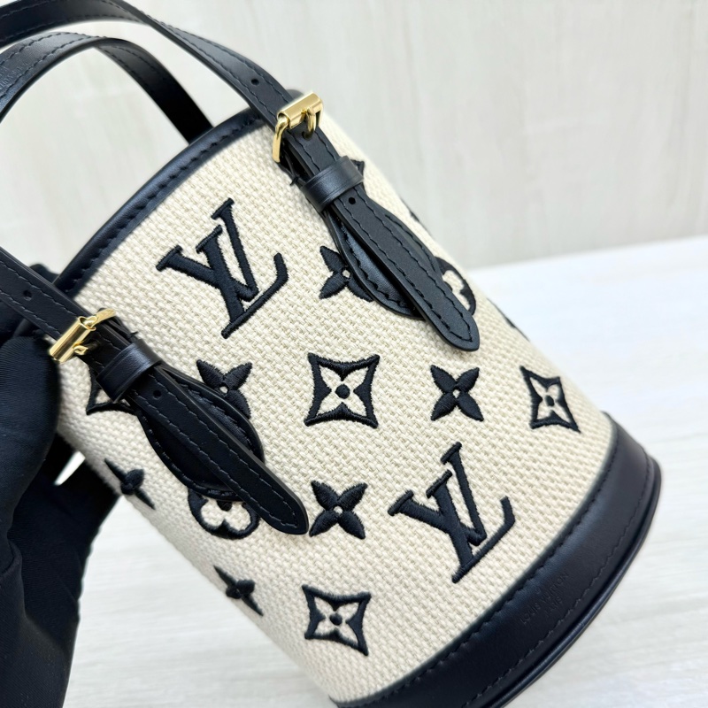 LV米拚黑帆布Bucket nano手提斜背包M82418-14