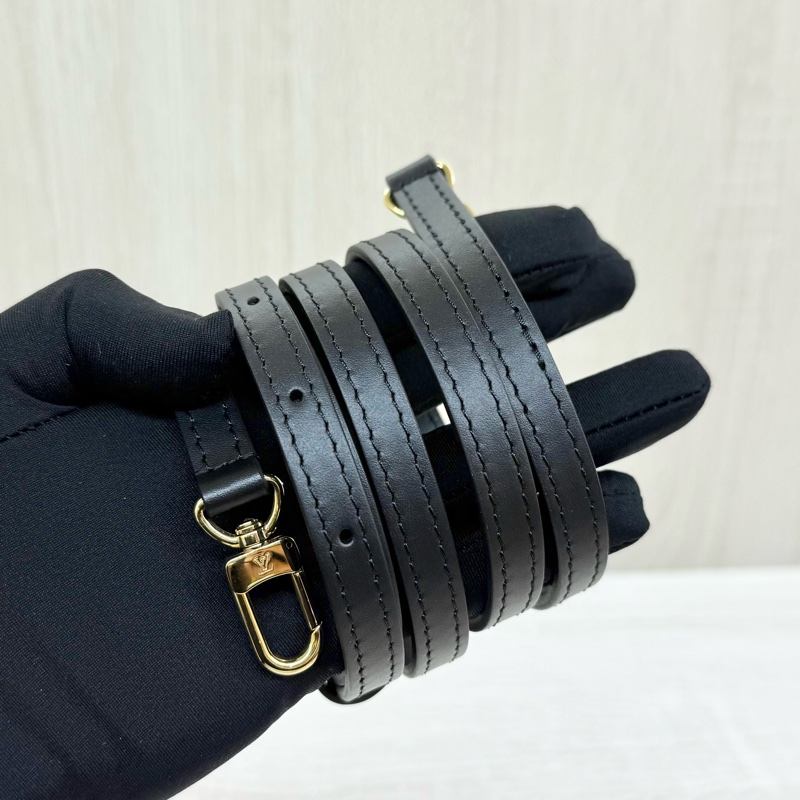 LV米拚黑帆布Bucket nano手提斜背包M82418-17