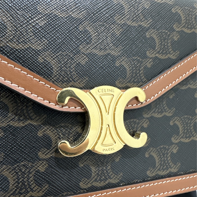 CELINE 經典WOC鍊帶斜背包-9