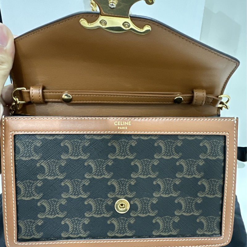 CELINE 經典WOC鍊帶斜背包-12
