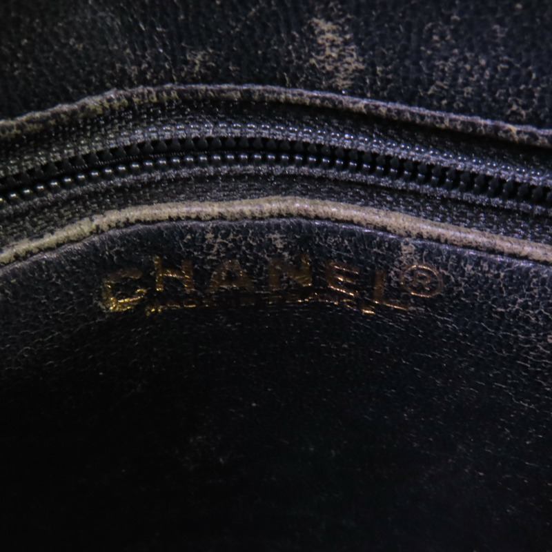 CHANEL 牛皮皮革Vintage Hand Bag金扣手挽袋-5