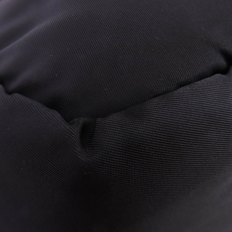 PRADA 尼龍Prada Soft Padded Mini手挽袋-10