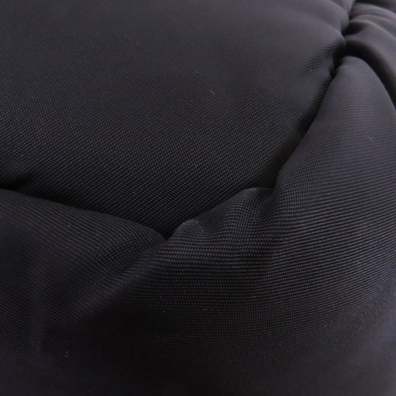 PRADA 尼龍Prada Soft Padded Mini手挽袋-13