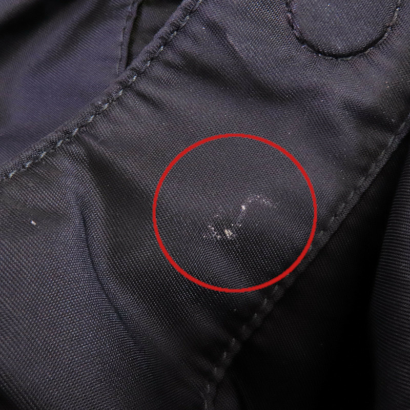 PRADA 尼龍Prada Soft Padded Mini手挽袋-15