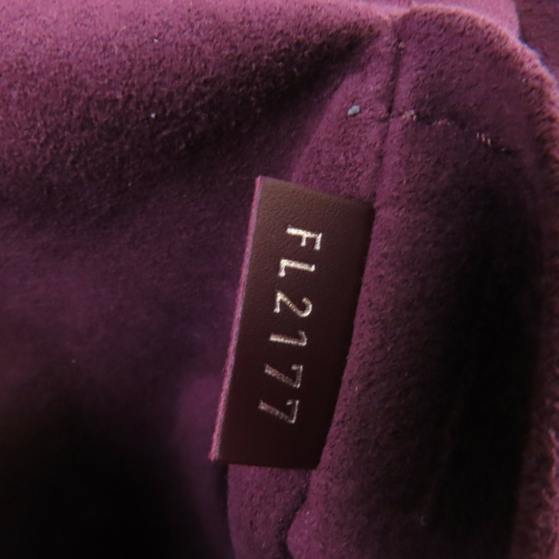 LOUIS VUITTON Epi Saint Cloud金扣肩背袋-7