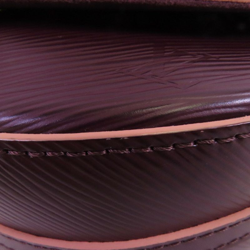 LOUIS VUITTON Epi Saint Cloud金扣肩背袋-11