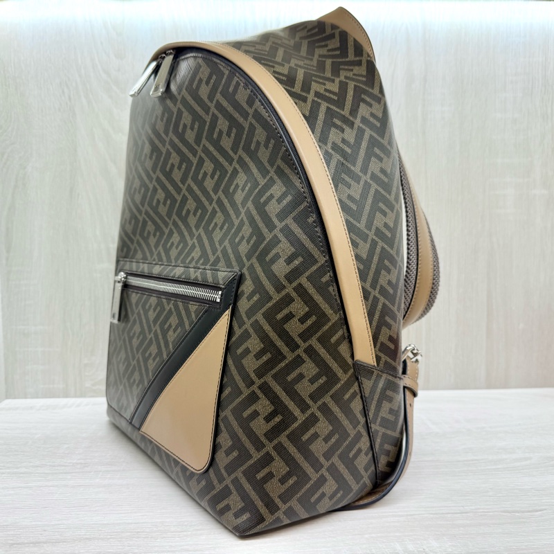 FENDI老花牛皮金釦Chiodo Diagonal雙肩後背包7VZ076-2